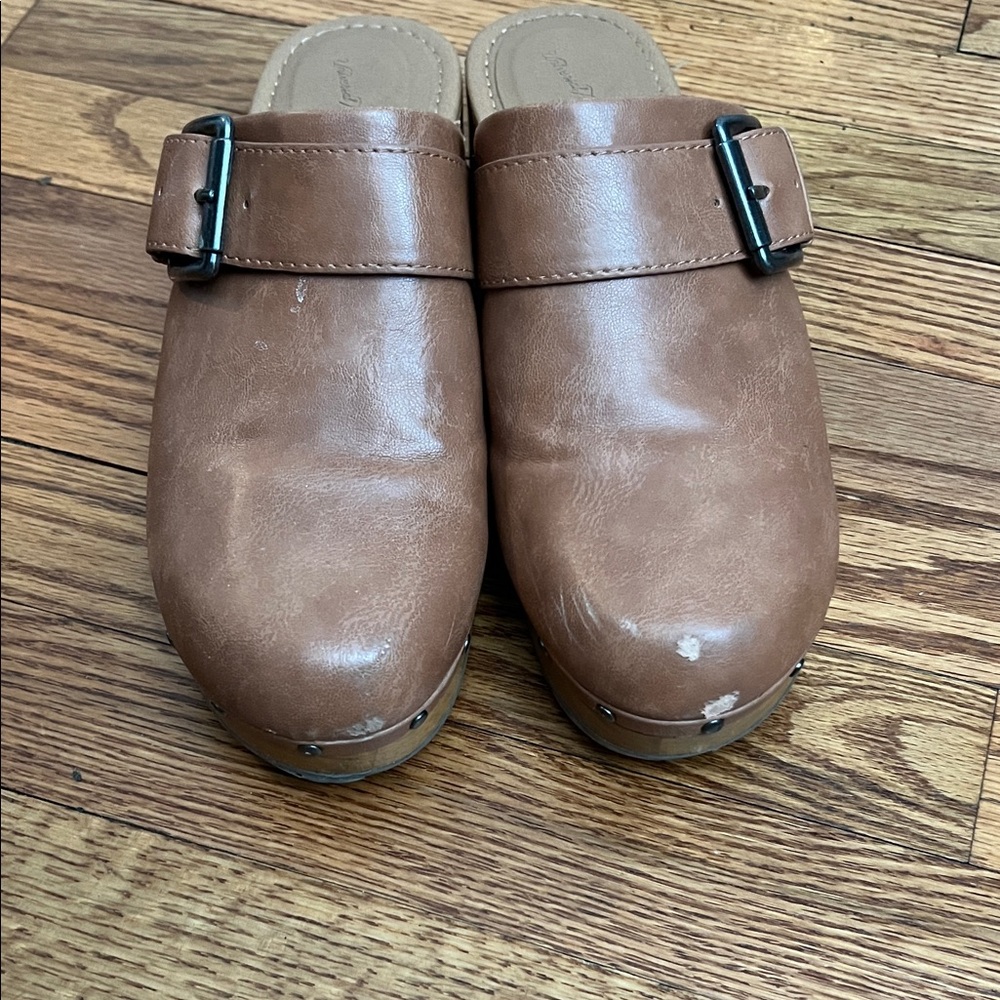 Universal Thread Tan Leather Mules with Buckle